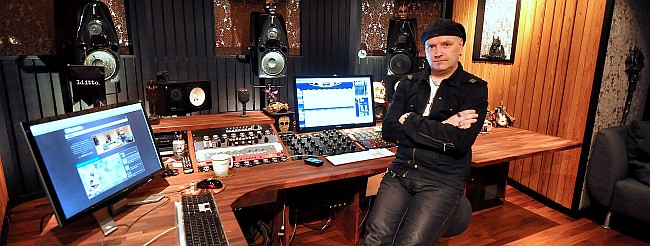 Mastering Engineer Mika Jussila in Finnvox D-Studio